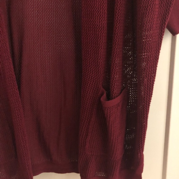 Old Navy maroon sheer cardigan - Picture 2 of 3